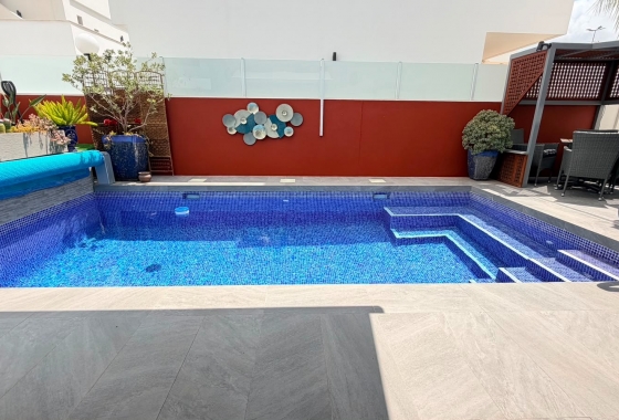 Wiederverkauf - 4. House - Detached Villa - Los Montesinos - La Herrada