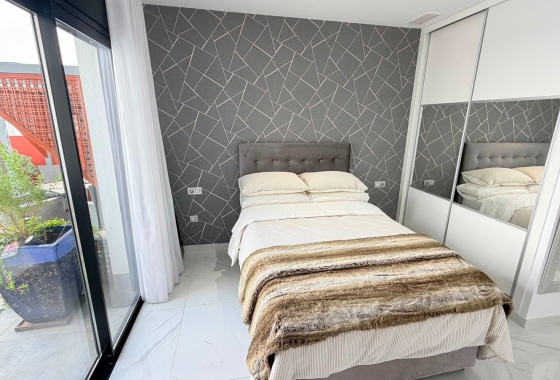 Wiederverkauf - 4. House - Detached Villa - Los Montesinos - La Herrada