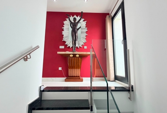 Wiederverkauf - 4. House - Detached Villa - Los Montesinos - La Herrada