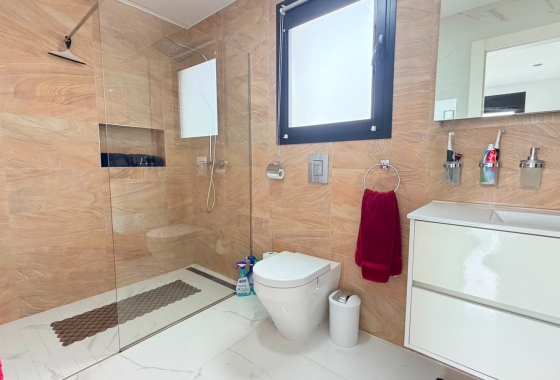 Wiederverkauf - 4. House - Detached Villa - Los Montesinos - La Herrada