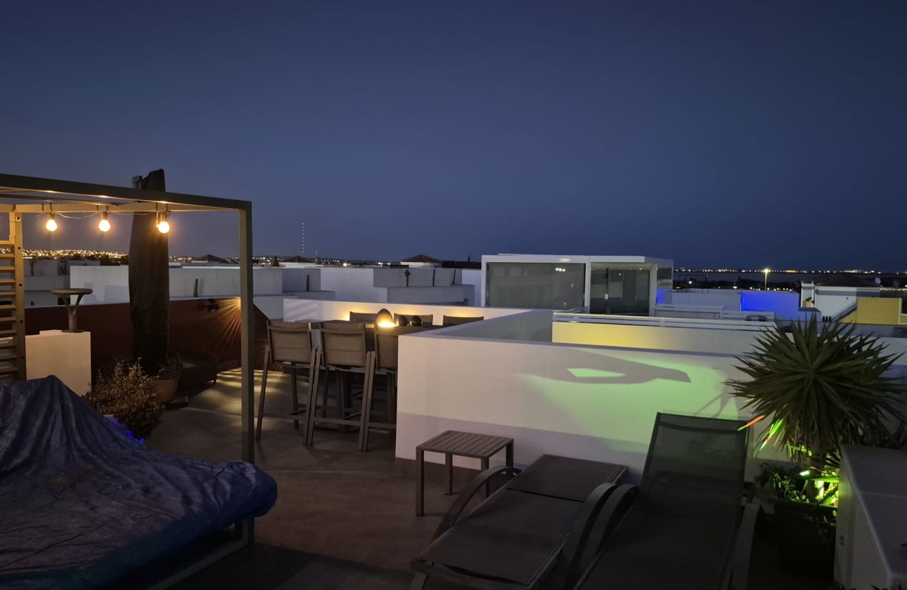 Wiederverkauf - 4. House - Detached Villa - Los Montesinos - La Herrada