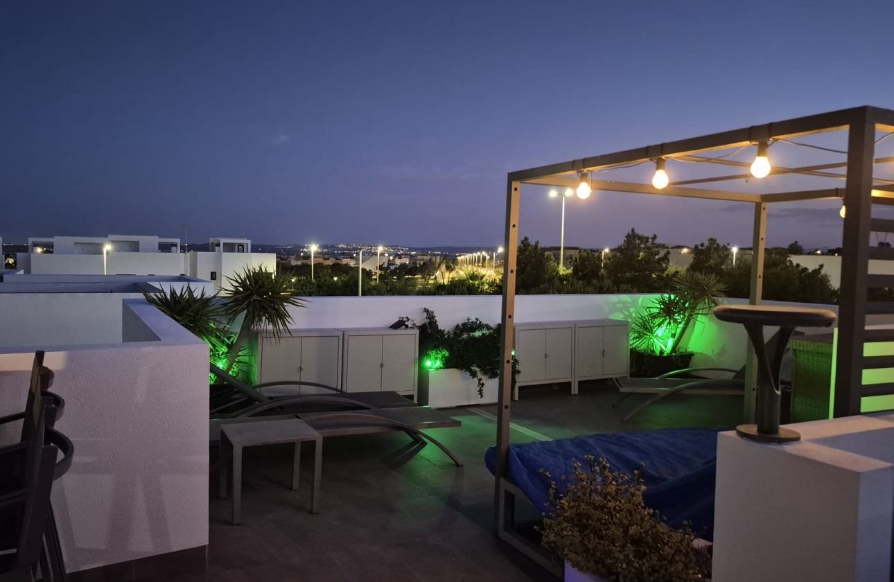 Wiederverkauf - 4. House - Detached Villa - Los Montesinos - La Herrada