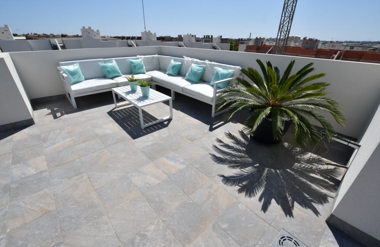 Neue Gebäude - Penthouse - San Miguel de Salinas