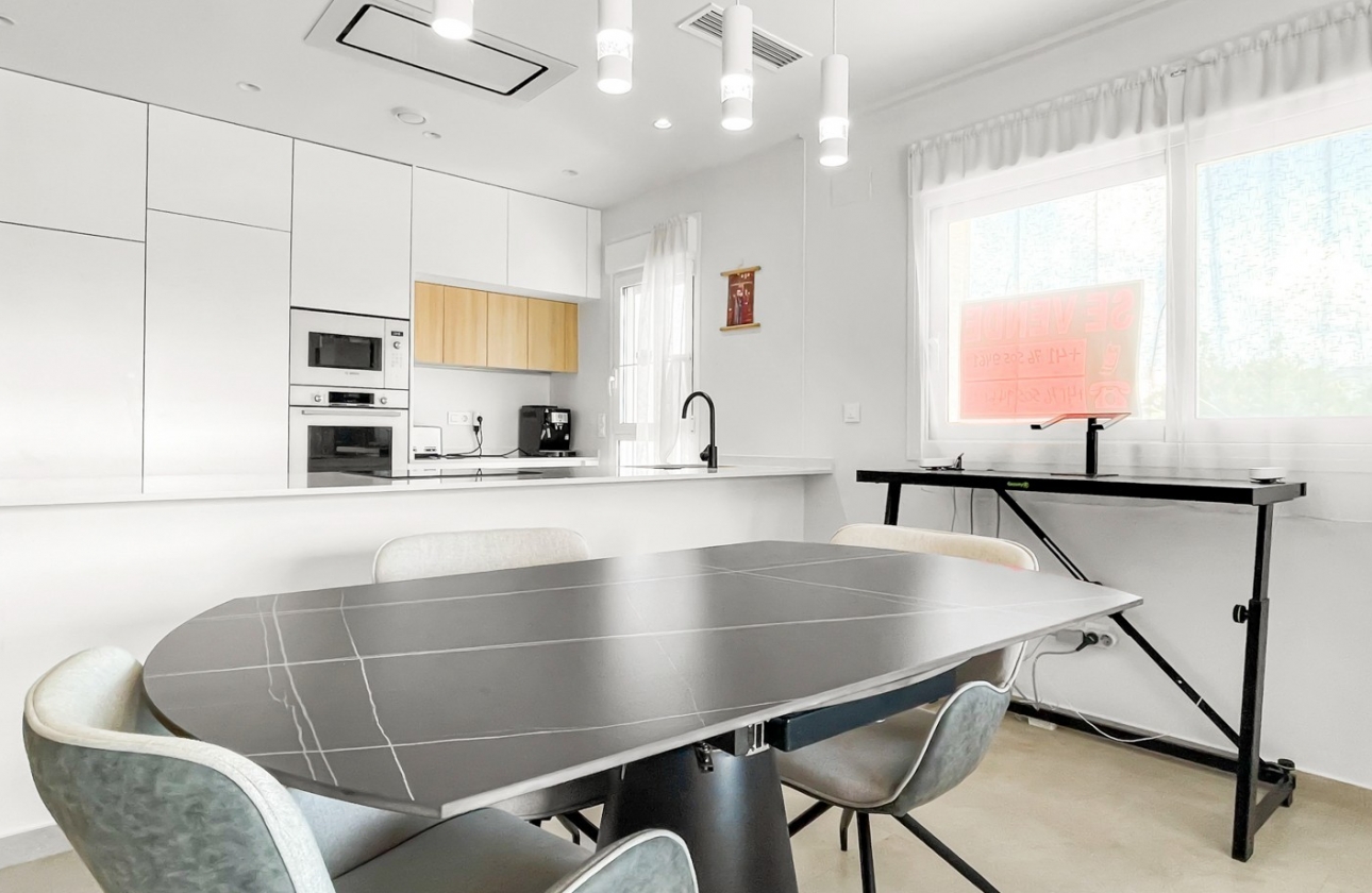 Resale - Apartment / flat - Guardamar del Segura - El Raso