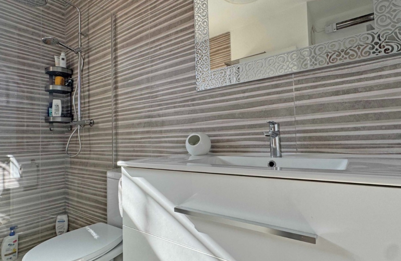 Resale - House - Orihuela Costa - Villamartín