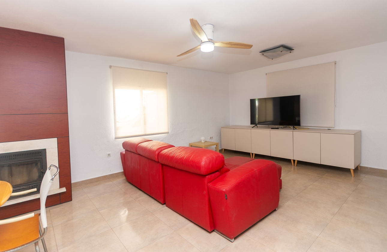 Resale - Villa - Orihuela Costa - La Zenia