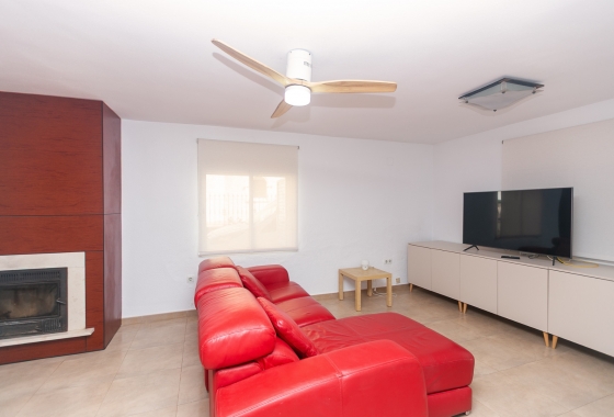 Resale - Villa - Orihuela Costa - La Zenia