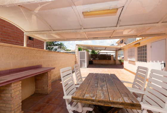 Resale - Villa - Orihuela Costa - La Zenia