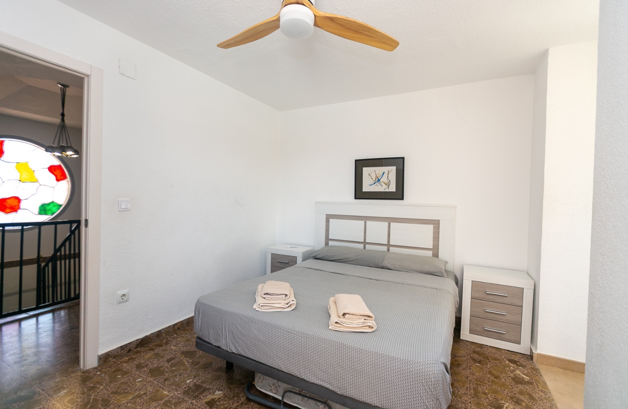 Resale - Villa - Orihuela Costa - La Zenia