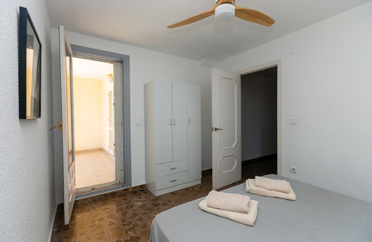 Resale - Villa - Orihuela Costa - La Zenia