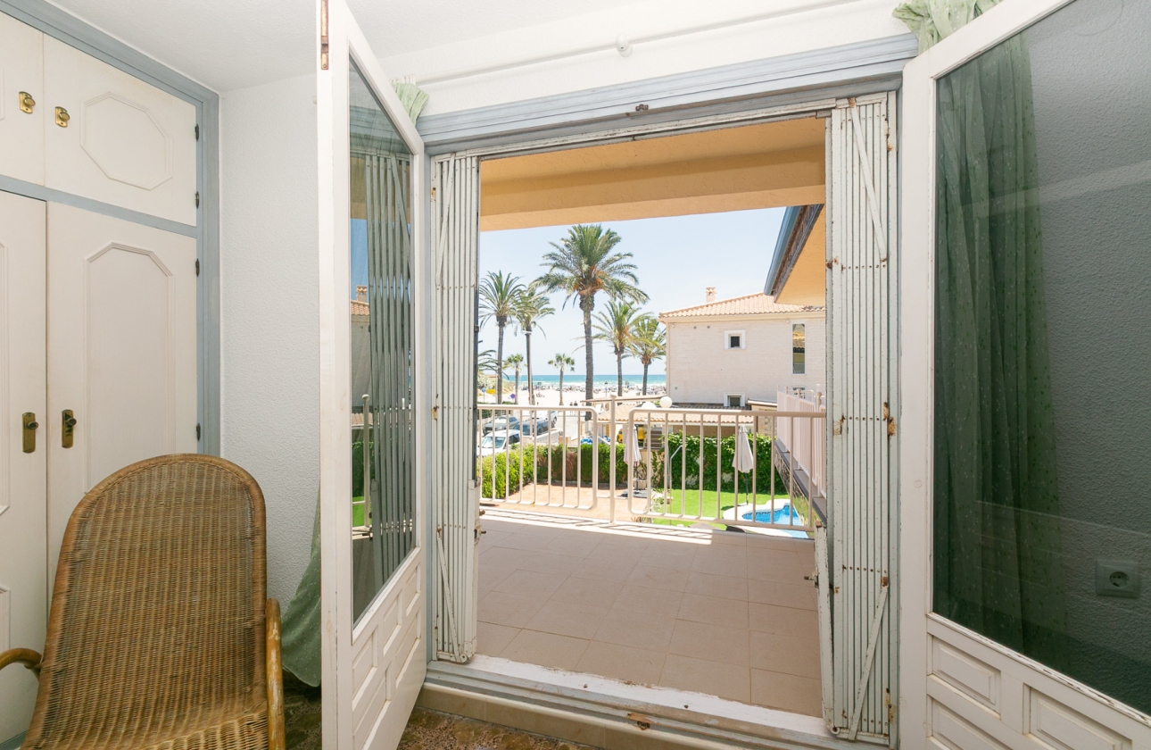 Resale - Villa - Orihuela Costa - La Zenia