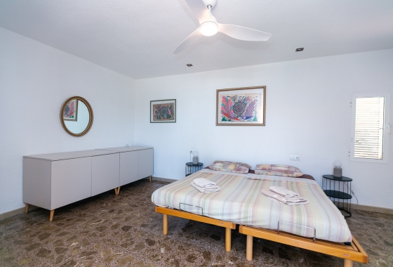 Resale - Villa - Orihuela Costa - La Zenia