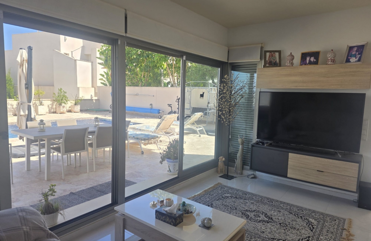 Revente - Villa - San Miguel de Salinas