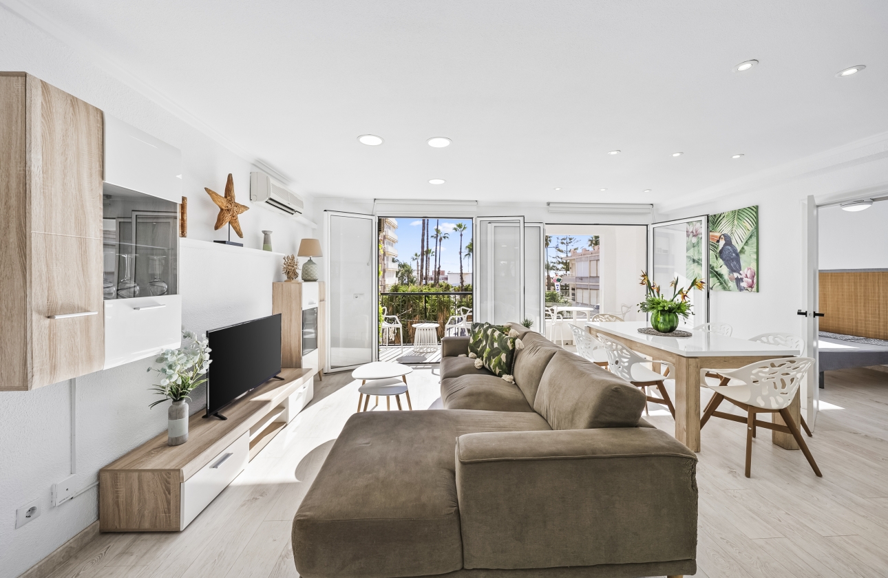Resale - Apartment / flat - Torrevieja - Puerto