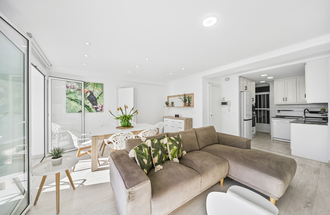 Resale - Apartment / flat - Torrevieja - Puerto