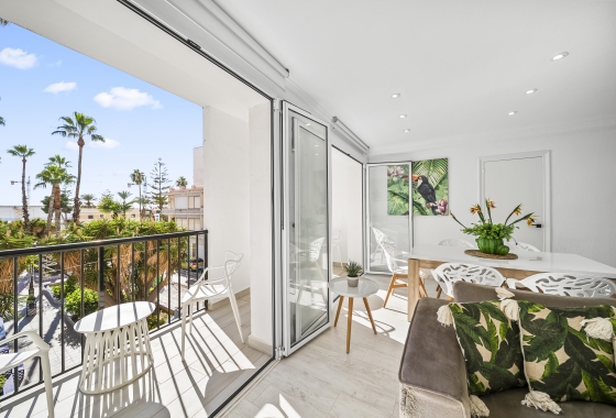 Resale - Apartment / flat - Torrevieja - Puerto