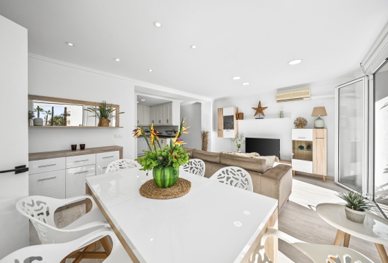 Resale - Apartment / flat - Torrevieja - Puerto