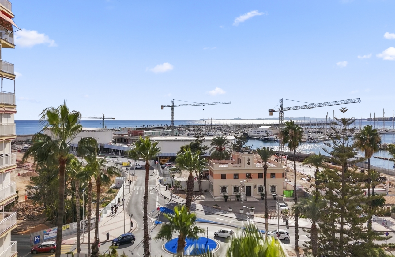 Resale - Apartment / flat - Torrevieja - Puerto