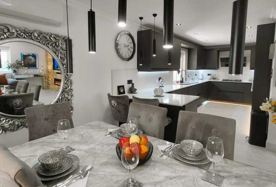 Reventa - Villa - Crevillente