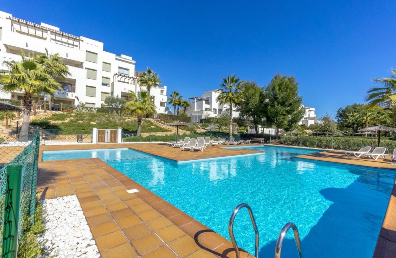 Resale - Apartment / flat - Orihuela Costa - Las Colinas golf