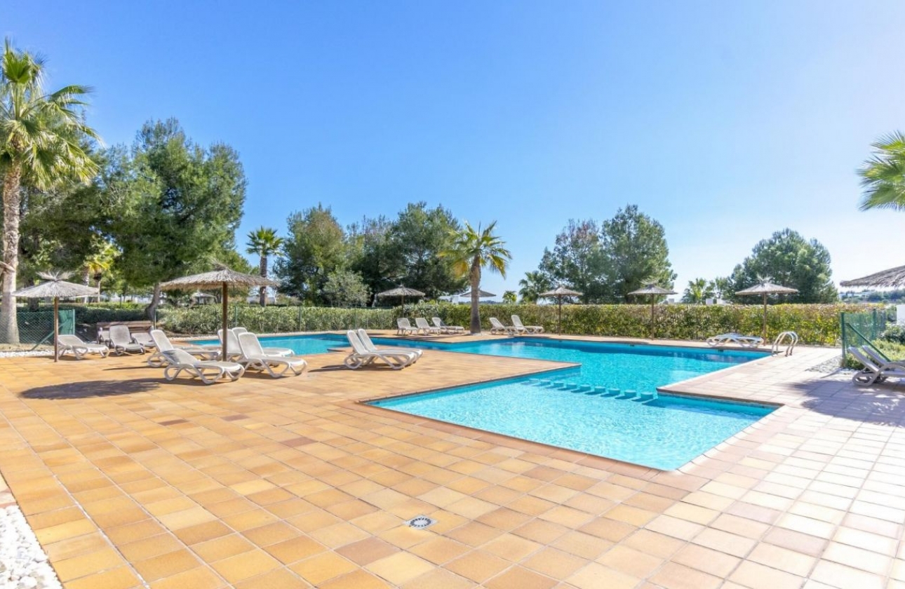 Resale - Apartment / flat - Orihuela Costa - Las Colinas golf