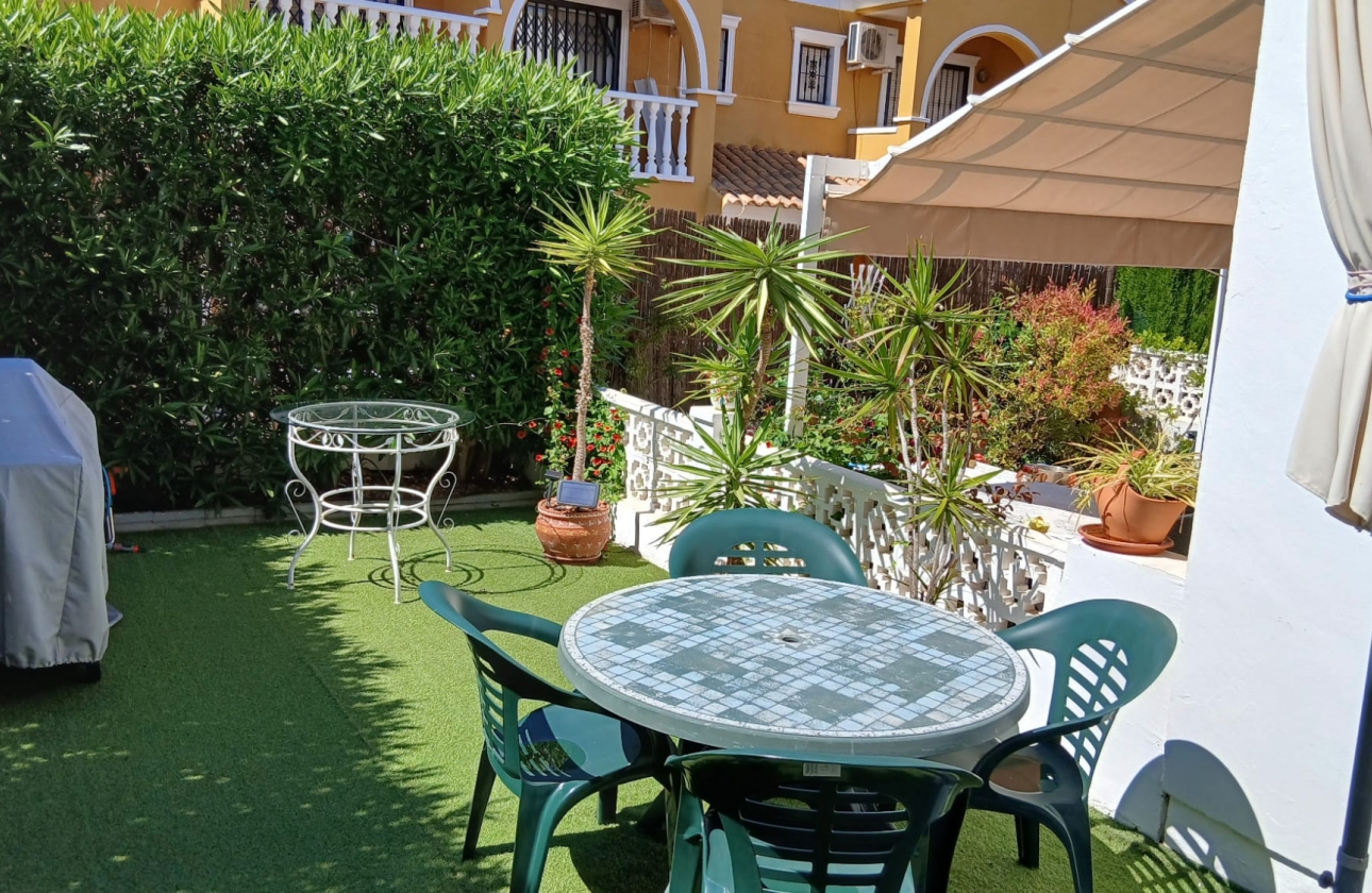 Resale - House - Orihuela Costa - Villamartin area