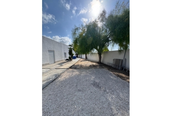 Resale - Villa - La Marina del Pinet - La Marina