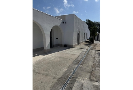Resale - Villa - La Marina del Pinet - La Marina