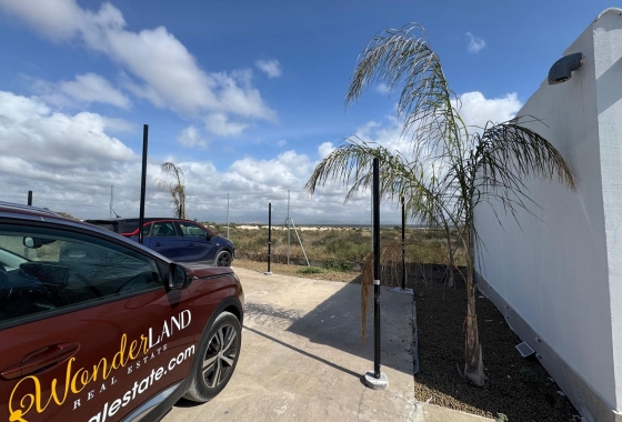 Resale - Villa - La Marina del Pinet - La Marina