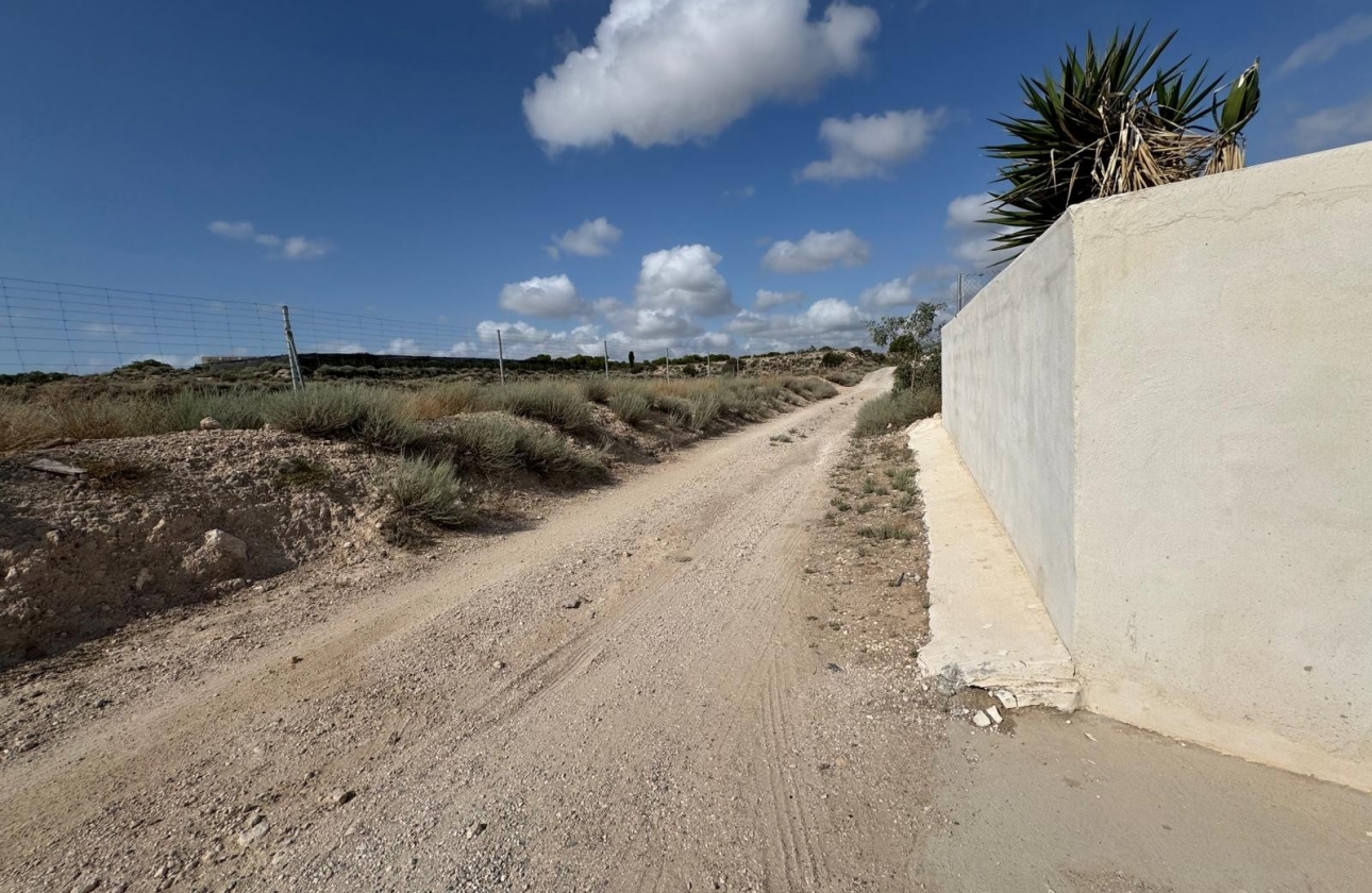 Resale - Villa - La Marina del Pinet - La Marina