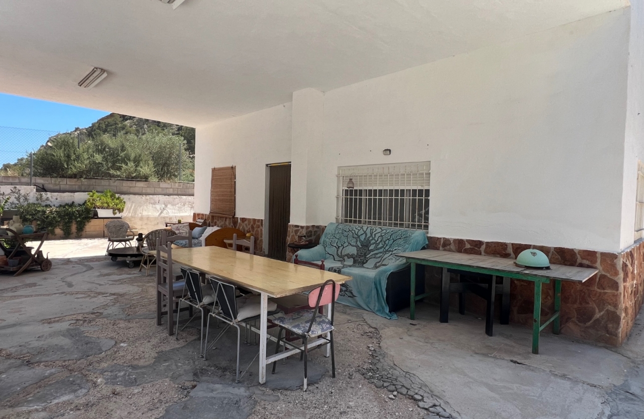 Resale - Finca / Country Property - Crevillente