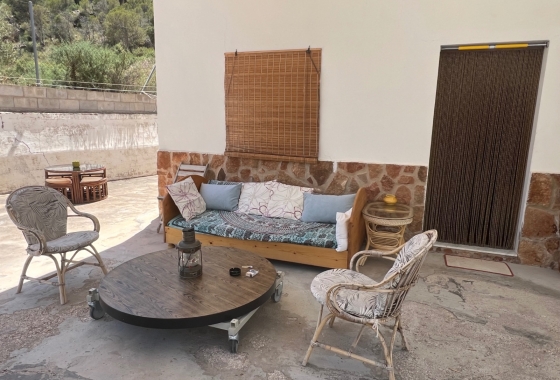 Resale - Finca / Country Property - Crevillente