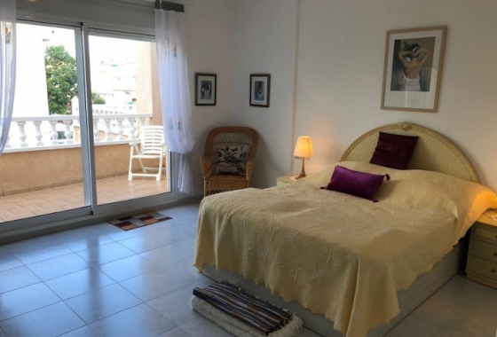Resale - Apartment / flat - Orihuela Costa - Playa Flamenca