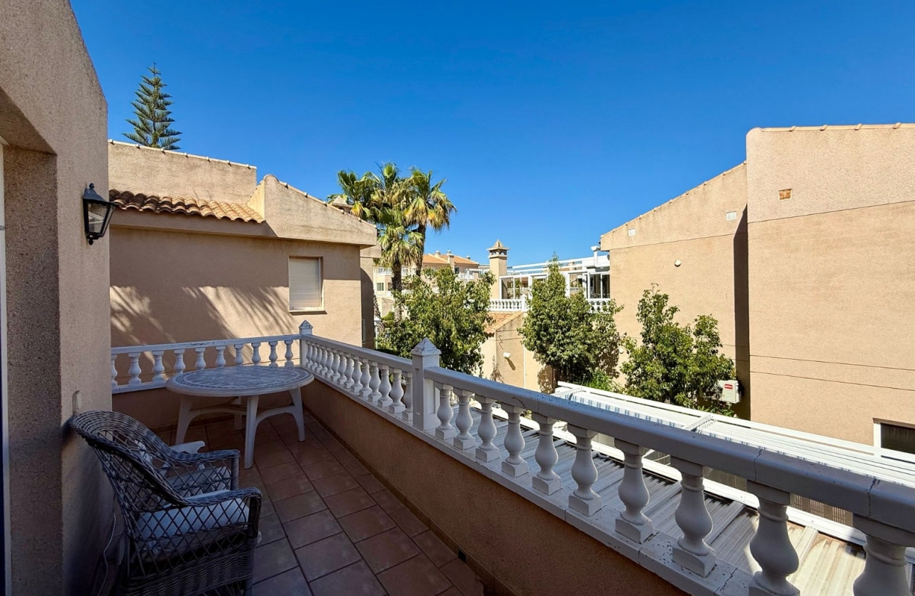 Resale - Apartment / flat - Orihuela Costa - Playa Flamenca