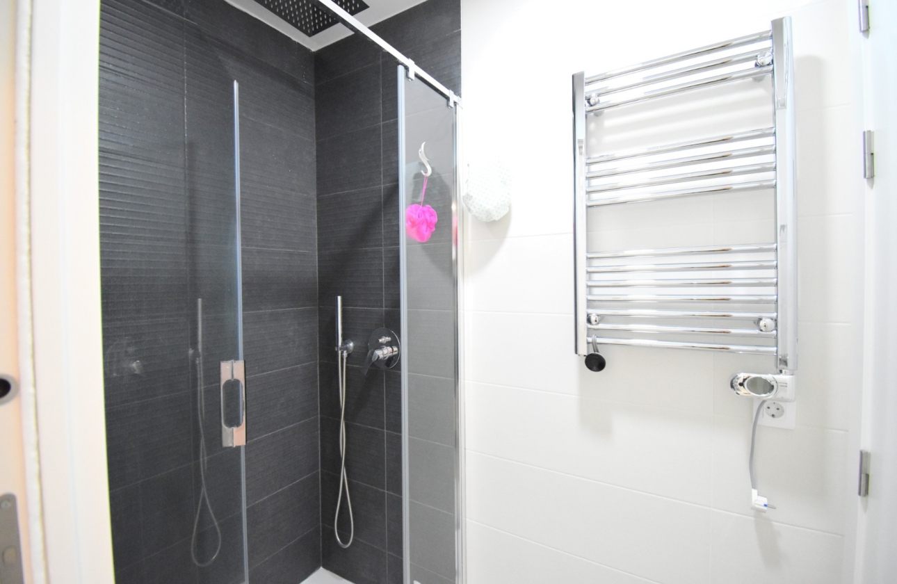 Resale - Apartment / flat - Orihuela Costa - Playa Flamenca