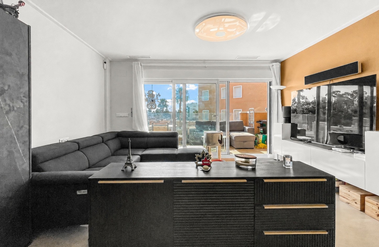 Resale - Apartment / flat - Guardamar del Segura - El Raso