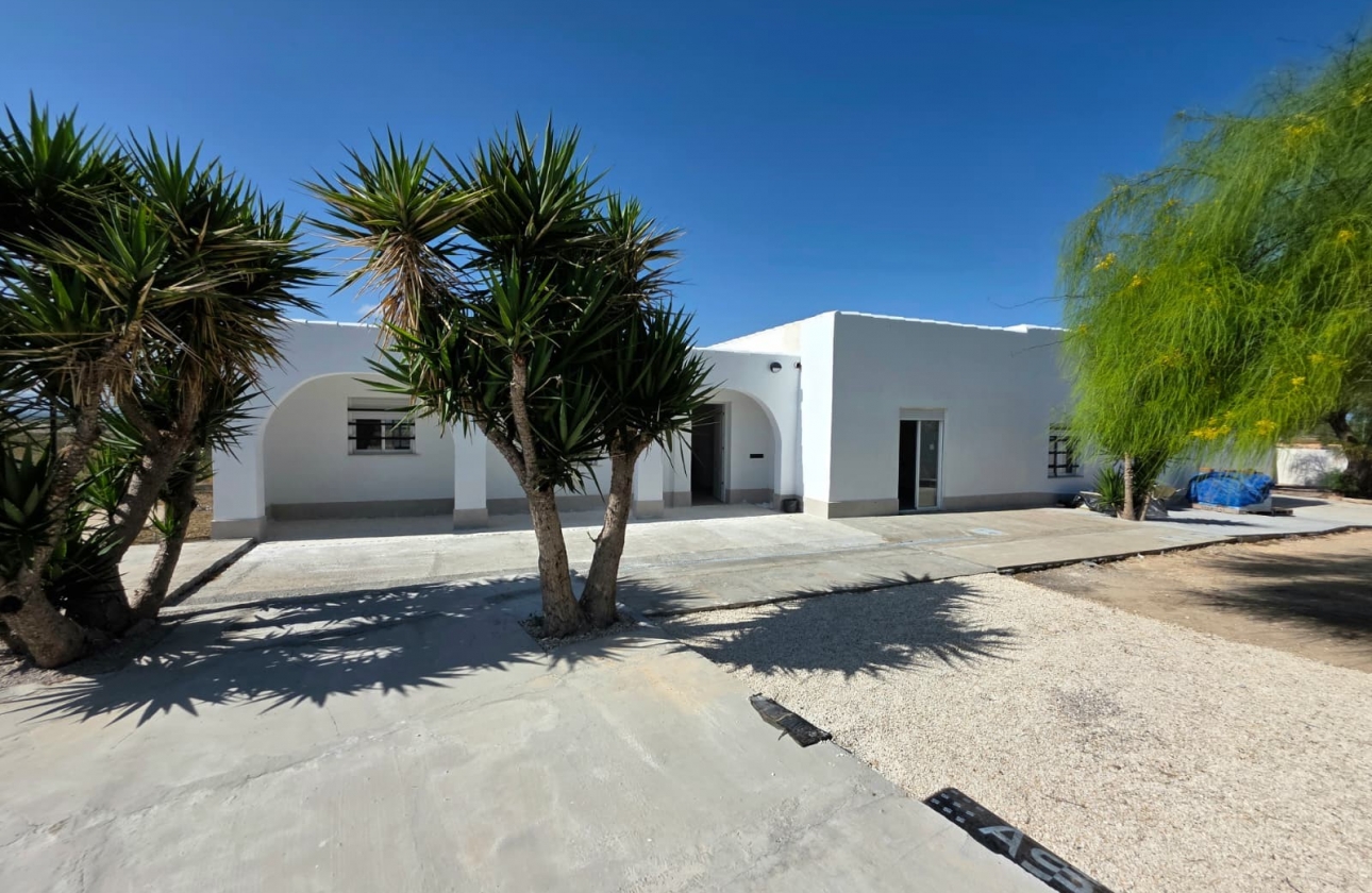 Resale - Villa - San Fulgencio - La Marina