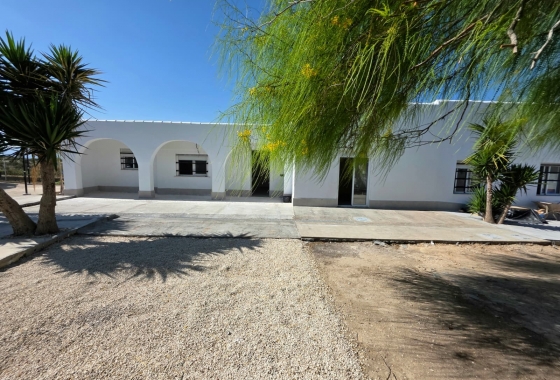 Resale - Villa - San Fulgencio - La Marina