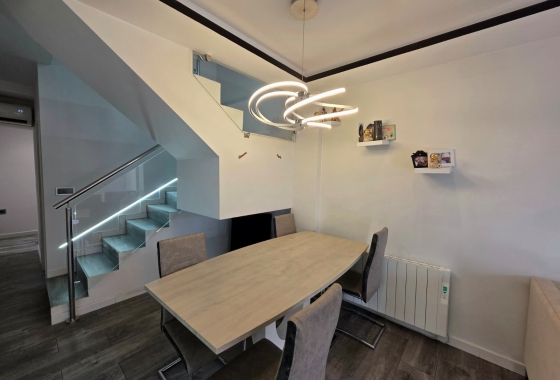 Resale - Villa - Torrevieja - Sector 25