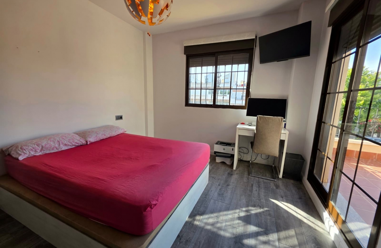 Resale - Villa - Torrevieja - Sector 25