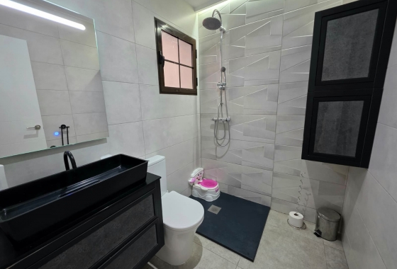 Resale - Villa - Torrevieja - Sector 25