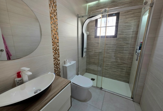 Resale - Villa - Torrevieja - Sector 25