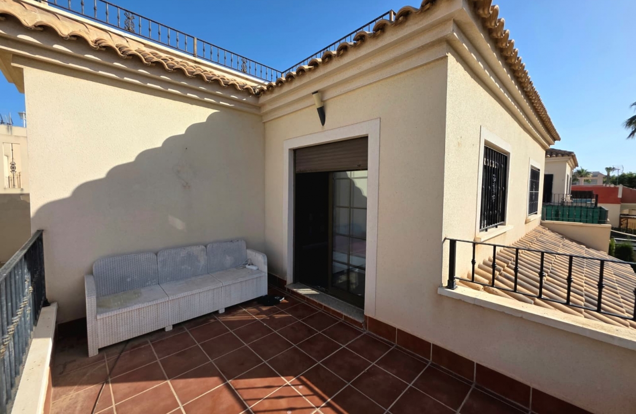 Resale - Villa - Torrevieja - Sector 25