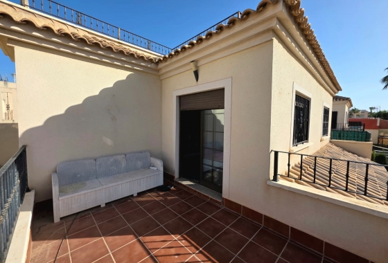 Resale - Villa - Torrevieja - Sector 25