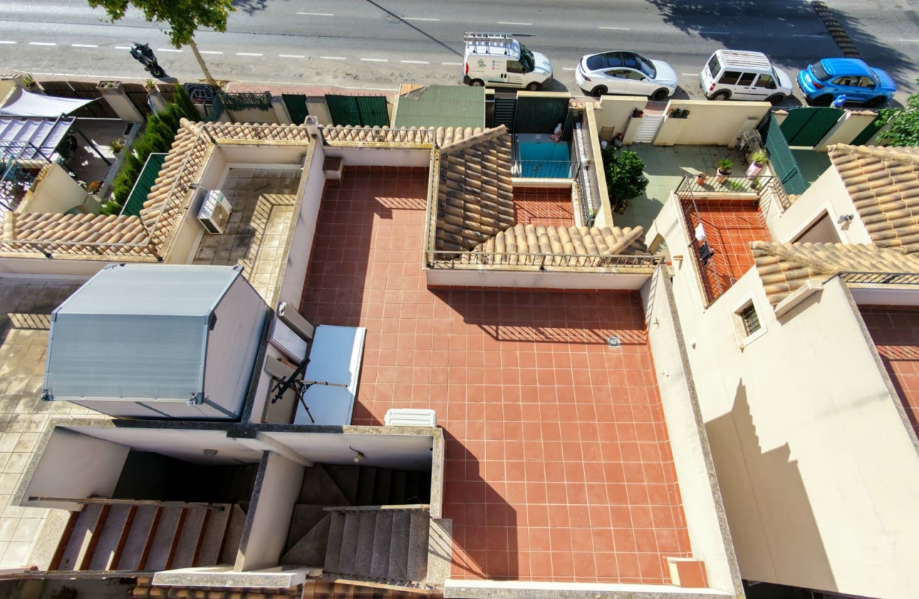 Resale - Villa - Torrevieja - Sector 25