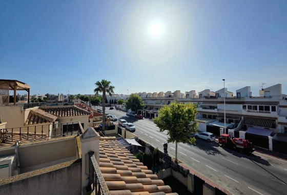 Resale - Villa - Torrevieja - Sector 25