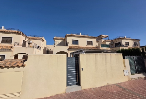 Resale - Villa - Torrevieja - Sector 25