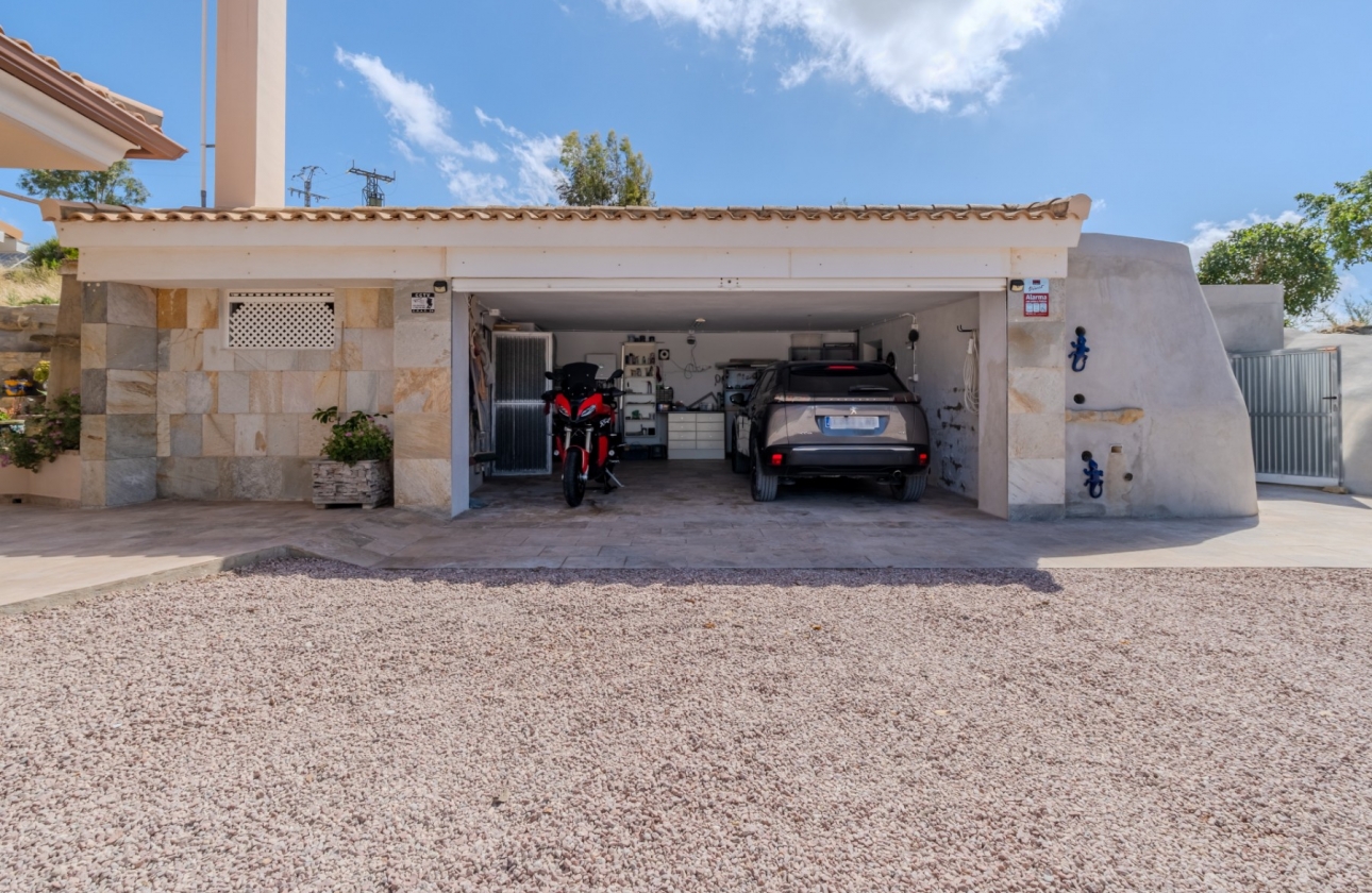 Resale - Finca / Country Property - San Miguel de Salinas - Torremendo