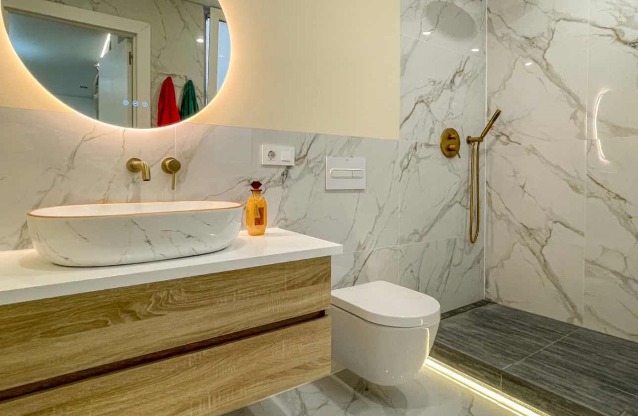 Resale - Apartment / flat - Torrevieja - El Acequión - Los Náufragos