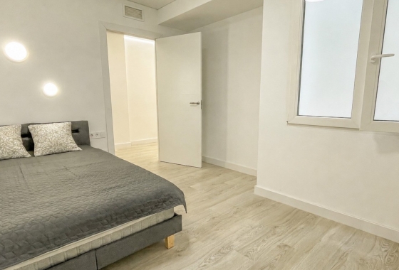 Resale - Apartment / flat - Torrevieja - El Acequión - Los Náufragos
